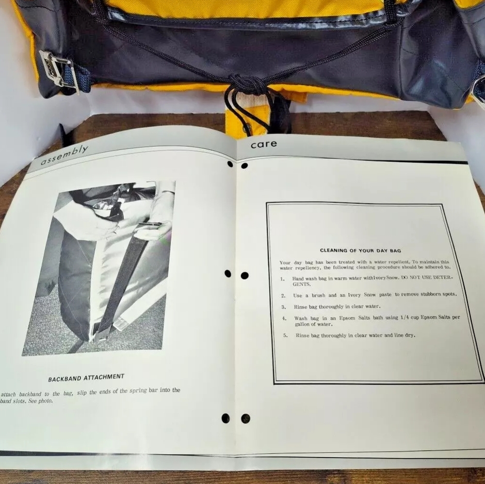 Vintage Go Pack Yellow & Black Daypack Backpack, 15"Wx14"H, Sears, NOS, No Box - Picture 5 of 6